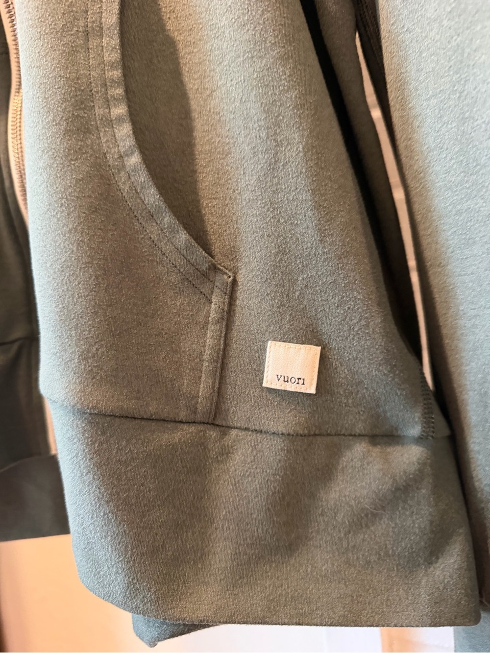 Vuori Olive Green Full-Zip Hoodie Halo Performance Size M-L - Picture 2 of 8